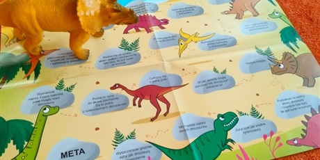 Powiększ grafikę: w-swiecie-dinozaurow-projekt-edukacyjny-drugi-tydzien-510556.jpg