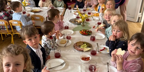 Powiększ grafikę: wielkanocne-sniadanie-w-bursztynowym-domku-685684.jpg