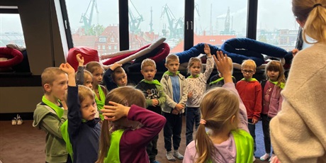 Powiększ grafikę: wycieczka-do-europejskiego-centrum-solidarnosci-na-warsztaty-dzien-w-stoczni-gr-vi-koniki-morskie-644794.jpg