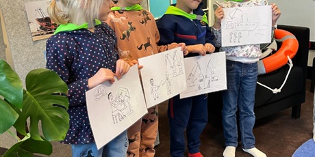 Powiększ grafikę: wycieczka-do-europejskiego-centrum-solidarnosci-na-warsztaty-dzien-w-stoczni-gr-vi-koniki-morskie-644799.jpg