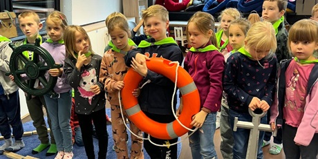 Powiększ grafikę: wycieczka-do-europejskiego-centrum-solidarnosci-na-warsztaty-dzien-w-stoczni-gr-vi-koniki-morskie-644802.jpg