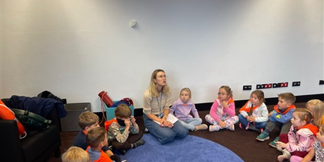 Powiększ grafikę: wycieczka-do-europejskiego-centrum-solidarnosci-na-warsztaty-dzien-w-stoczni-gr-vii-bursztynki-644812.jpg