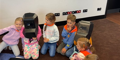 Powiększ grafikę: wycieczka-do-europejskiego-centrum-solidarnosci-na-warsztaty-dzien-w-stoczni-gr-vii-bursztynki-644817.jpg