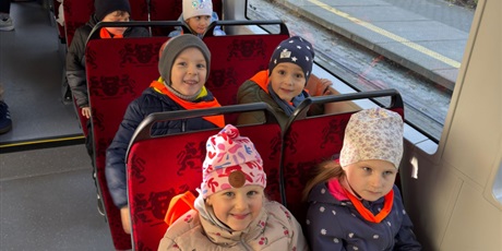 Powiększ grafikę: wycieczka-do-okm-co-plywa-co-tonie-gr-v-marynarze-649174.jpg