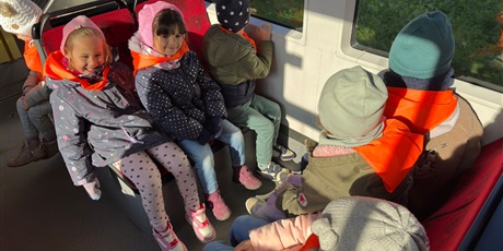 Powiększ grafikę: wycieczka-do-okm-co-plywa-co-tonie-gr-v-marynarze-649176.jpg