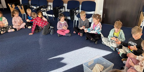 Powiększ grafikę: wycieczka-do-okm-morskie-skarby-gr-viii-muszelki-649135.jpg