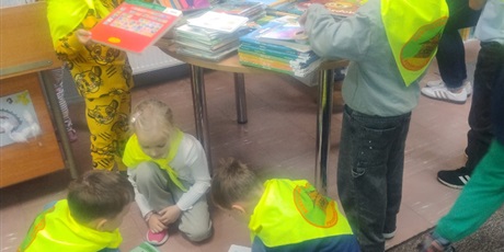 Powiększ grafikę: wyjscie-do-biblioteki-na-chelmie-gr-vii-marynarze-716360.jpg