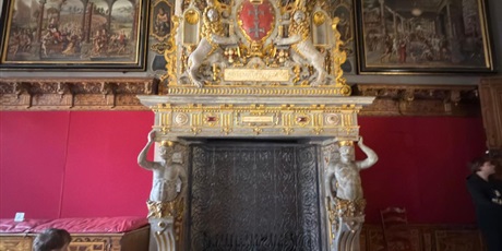 Powiększ grafikę: wyjscie-do-ratusza-warsztaty-mala-historia-zabytku-gr-v-marynarze-687813.jpg