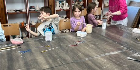 Powiększ grafikę: wyjscie-do-sztukarium-gr-vii-bursztynki-680528.jpg