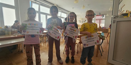 Powiększ grafikę: wyniki-przedszkolnego-konkursu-plastyczno-technmicznego-geometryczne-cudaki-679049.jpg