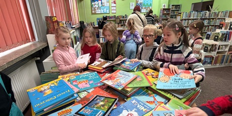 Powiększ grafikę: wyscie-konikow-morskich-gr-vi-do-biblioteki-676334.jpg