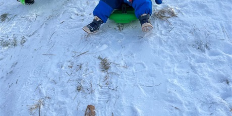 Powiększ grafikę: zabawy-na-sniegu-669435.jpg